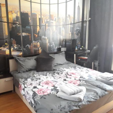 New York - Guest Room Near The Airport, Transport Possibility Sofía Exterior foto